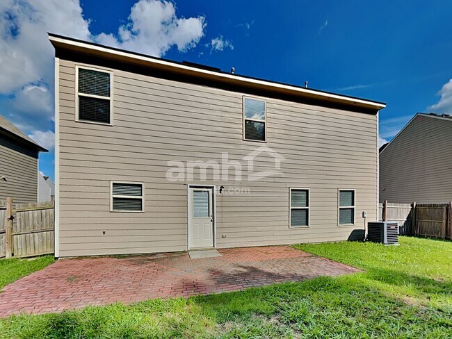 Building Photo - 601 Scotland Dr