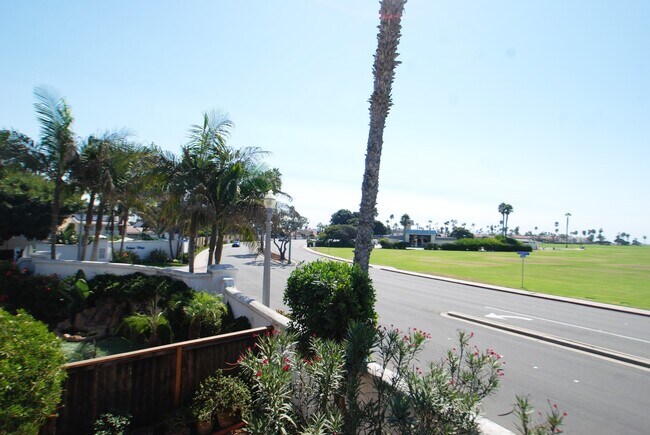 Building Photo - Coronado Cays Home with Ocean View