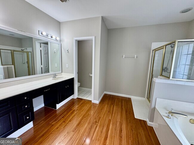 Building Photo - 1770 Highland Oaks Way NE