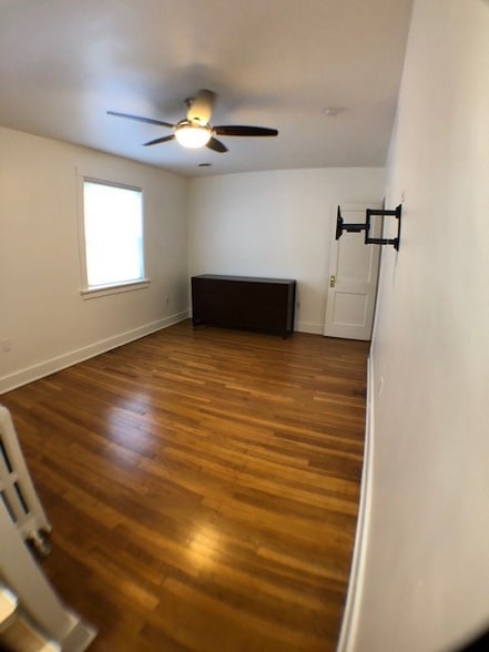 Building Photo - 6629 Dalzell Pl