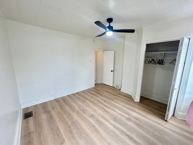 Building Photo - 2644 Tilton St