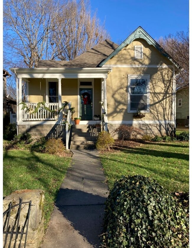 Primary Photo - Charming Sylvan Park Victorian
