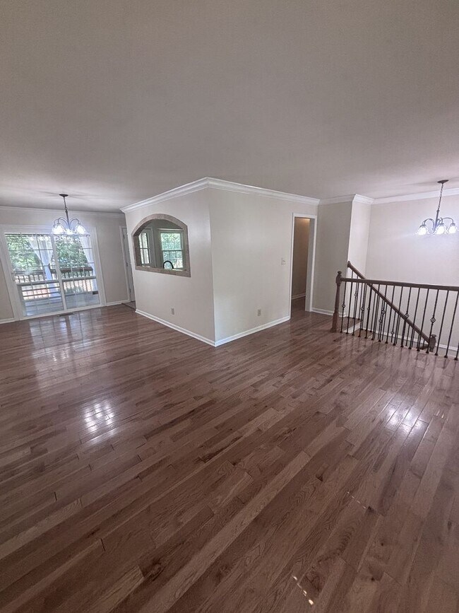 Building Photo - 1451 Arrowhead Trail