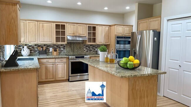 Building Photo - Step Inside this beautiful Home in Tacoma!