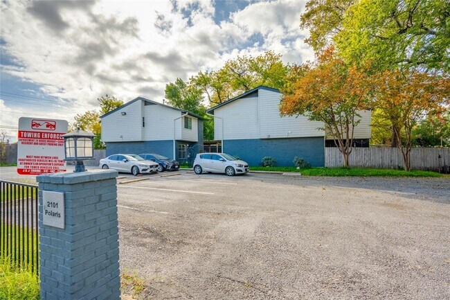 Building Photo - 2101 Polaris Ave