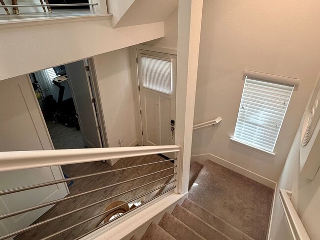 Building Photo - Luxury 4BR Home with Dual Side Yards, Putting Green & Zen-Inspired Master Suite