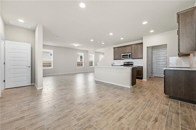 Building Photo - 143 Spiny Lizard Ln