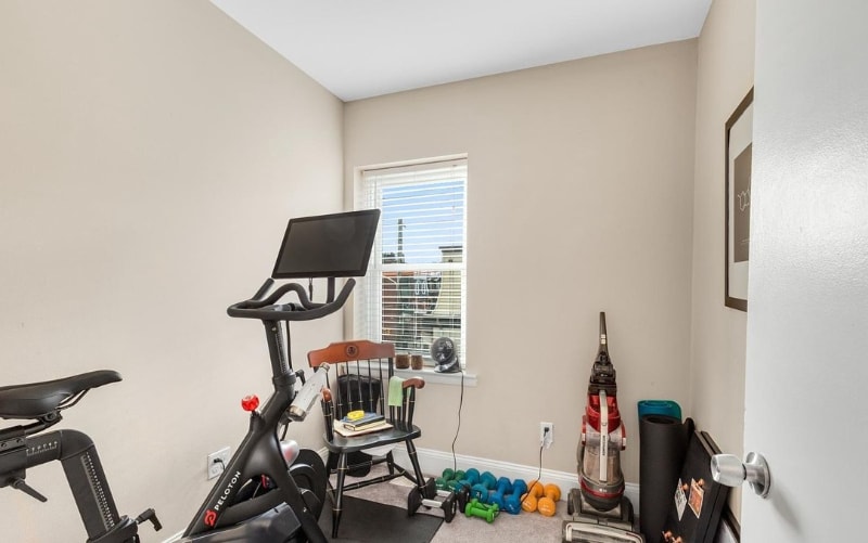 Building Photo - 722 S 22nd St