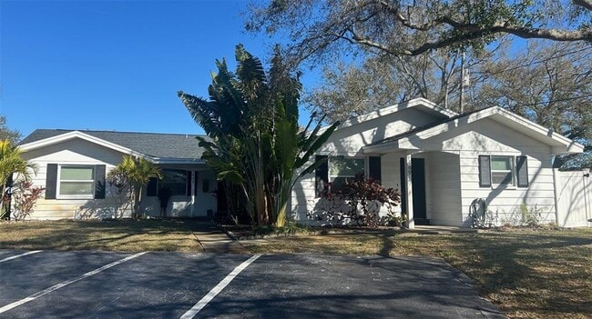 Building Photo - 449 Jewel Ct