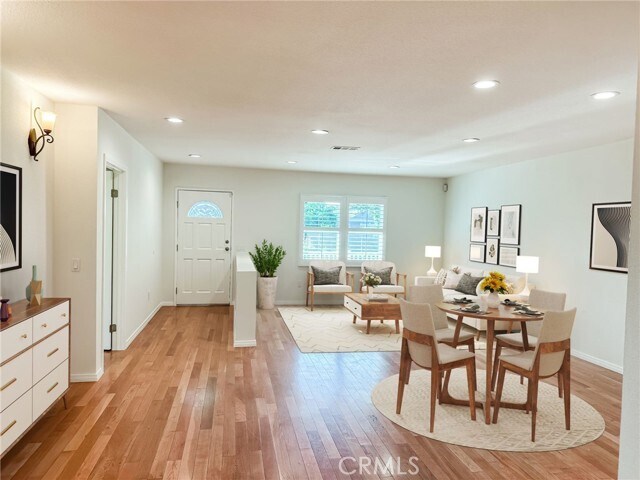 Building Photo - 5857 Balcom Ave
