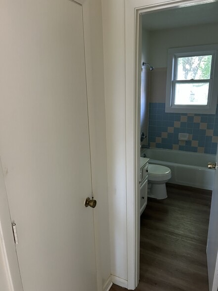 Building Photo - 115 Salter Rd