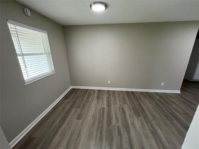 Building Photo - 577 W 6th St