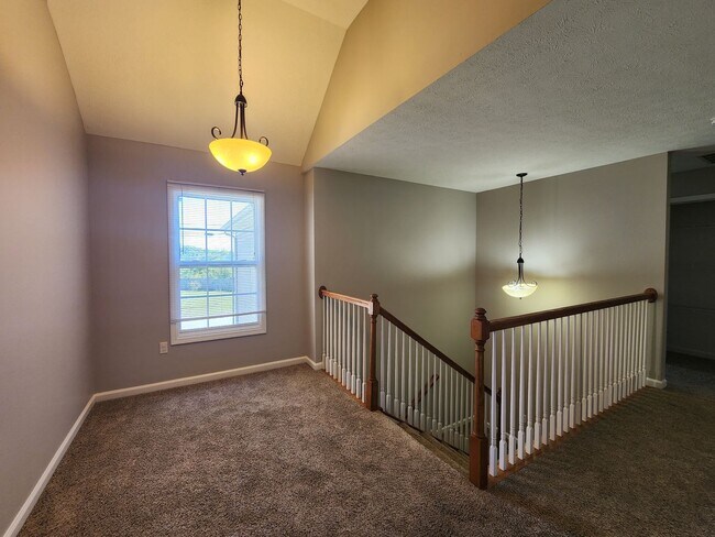 Building Photo - 4 Bedroom 3 Full Bath + Bonus Room