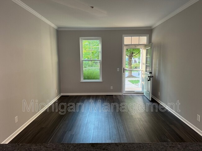 Building Photo - 324 Red Ryder Dr