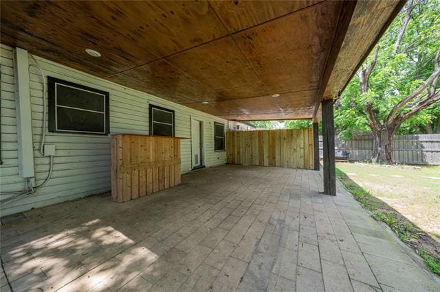 Building Photo - 1209 E Lovers Ln