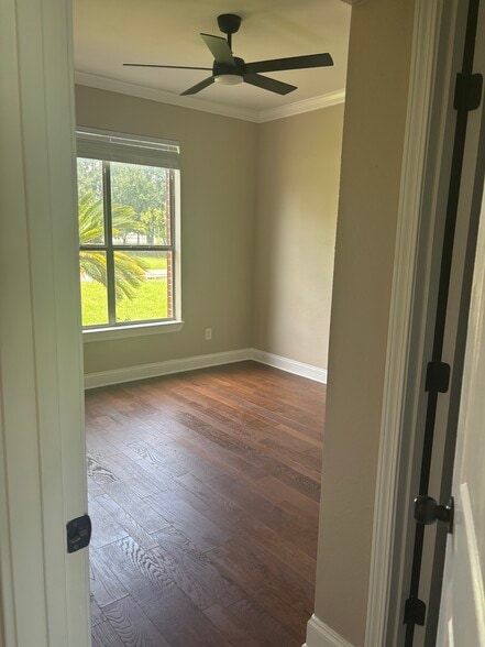 Building Photo - 7432 San Ramon Dr