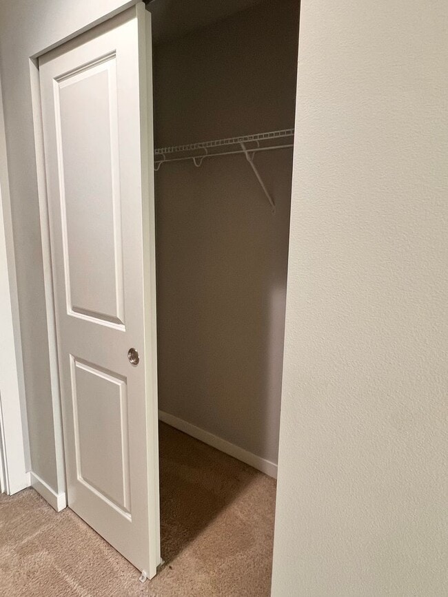 Building Photo - 3Bd/3Ba Lynnwood Townhouse