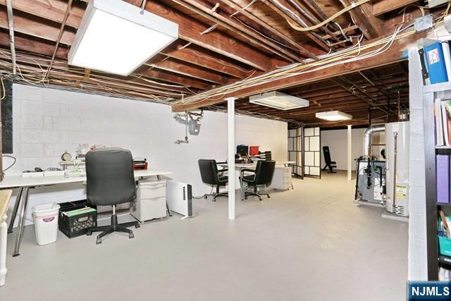Building Photo - 420 North St
