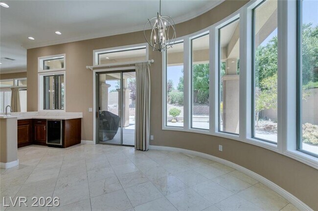 Building Photo - Elegant Anthem Country Club Residence with Spa, Balcony & 3-Car Garage
