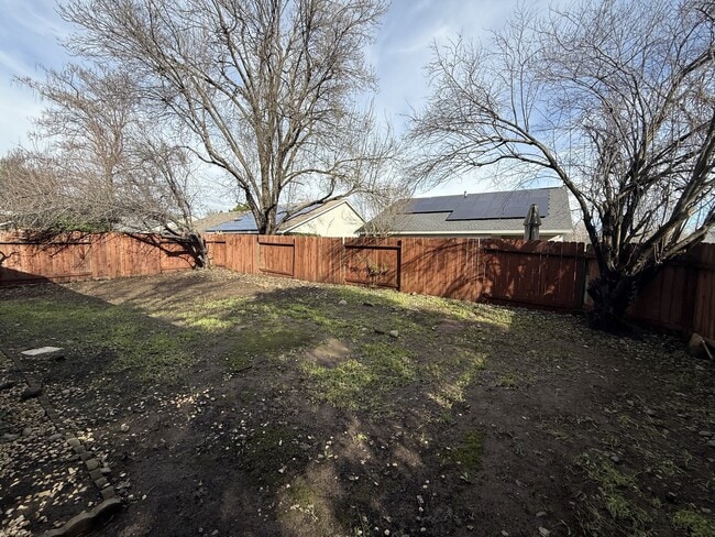 Building Photo - 3058 Helena Way