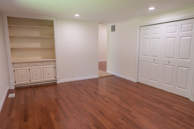 Building Photo - 3bd/1.75ba Sammamish House