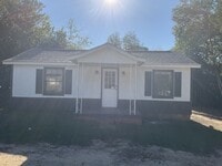 Building Photo - 116 Plaza Dr