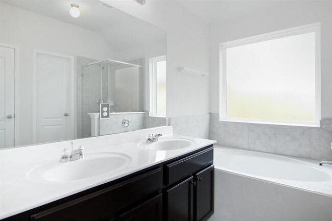 Building Photo - 3703 Homestead Ridge Ln