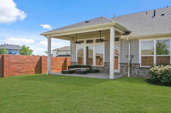 Building Photo - 1735 Harvest Lake Dr