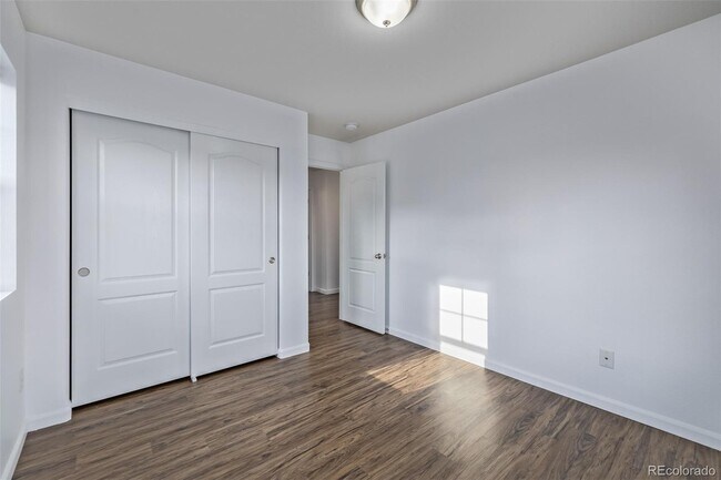 Building Photo - 5367 Spring Ridge Trl