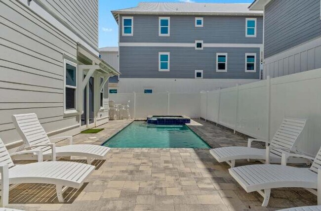 Building Photo - 157 S Arnold Rd