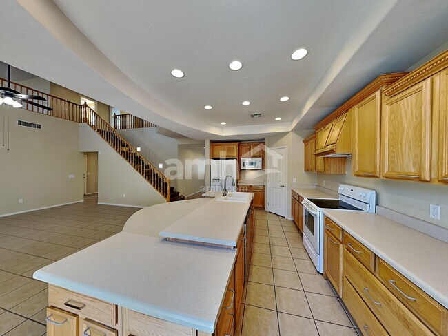 Building Photo - 6803 S 41st Ln