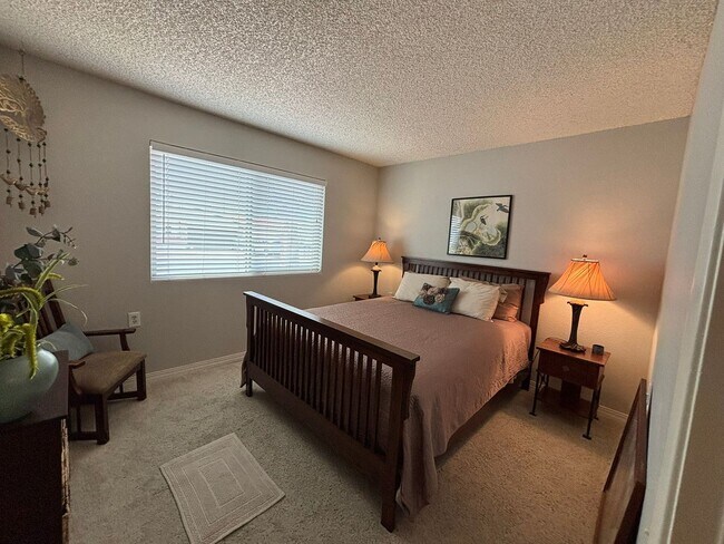 Building Photo - Enjoy this cozy 2 Bedroom, 1.75 Bathrooms, 1.5 Car Garage home in Premier Active Adult Resort Sty...