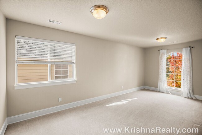 Building Photo - 12834 NW Alsace Ln