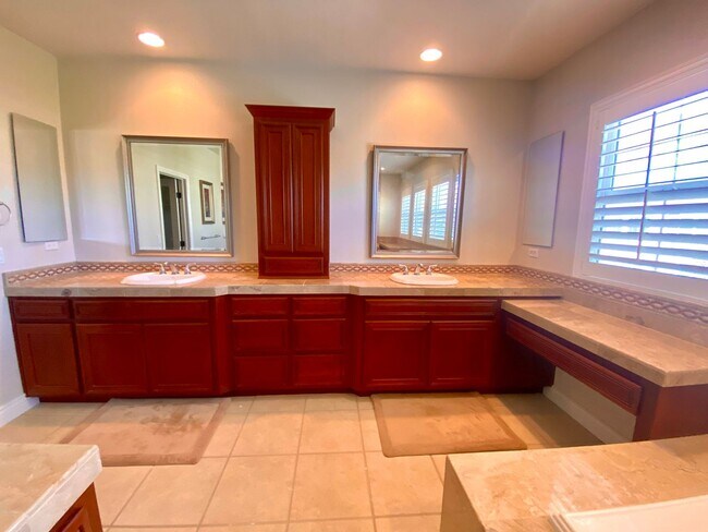 Building Photo - 3603 Fieldview Ct