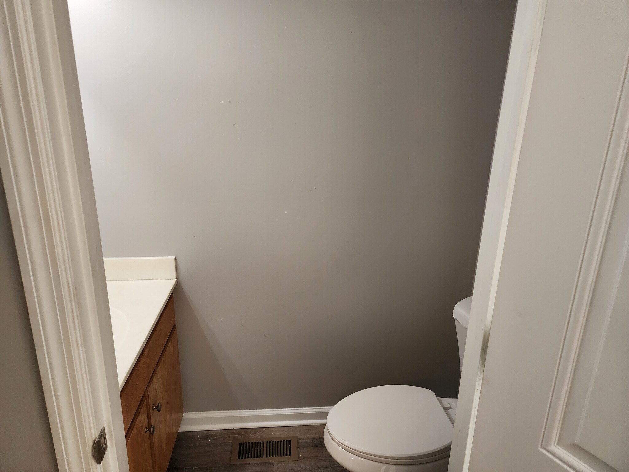 downstairs 1/2 bath - 62 Jacoby Jamison Ln