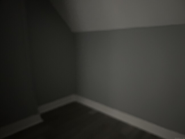 Building Photo - 58 Smith Ave