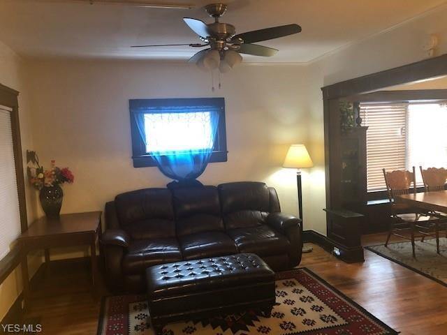 Building Photo - 4509 Bush Ave