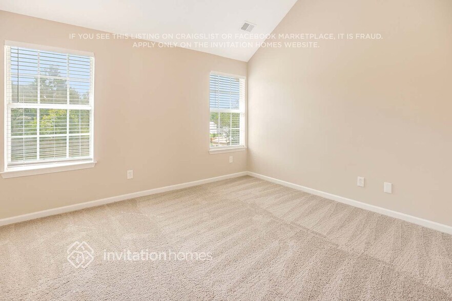 Building Photo - 115 Heaton Dr