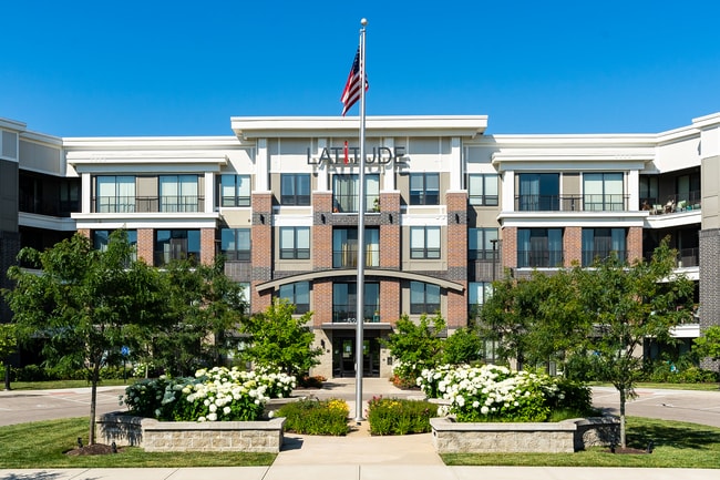Building Photo - Latitude at Deerfield