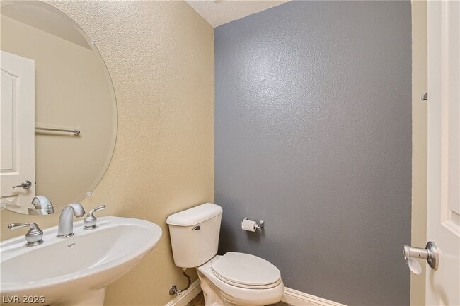 Building Photo - 552 Puenta Del Rey St