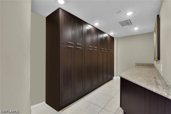 Building Photo - 4751 Gulf Shore Blvd N