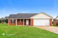 Building Photo - 467 Shady Ln