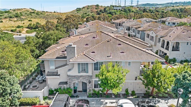 Building Photo - 12 Calle Viveza