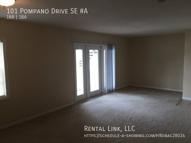 Building Photo - 101 Pompano Dr SE