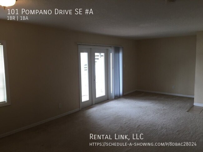 Building Photo - 101 Pompano Dr SE