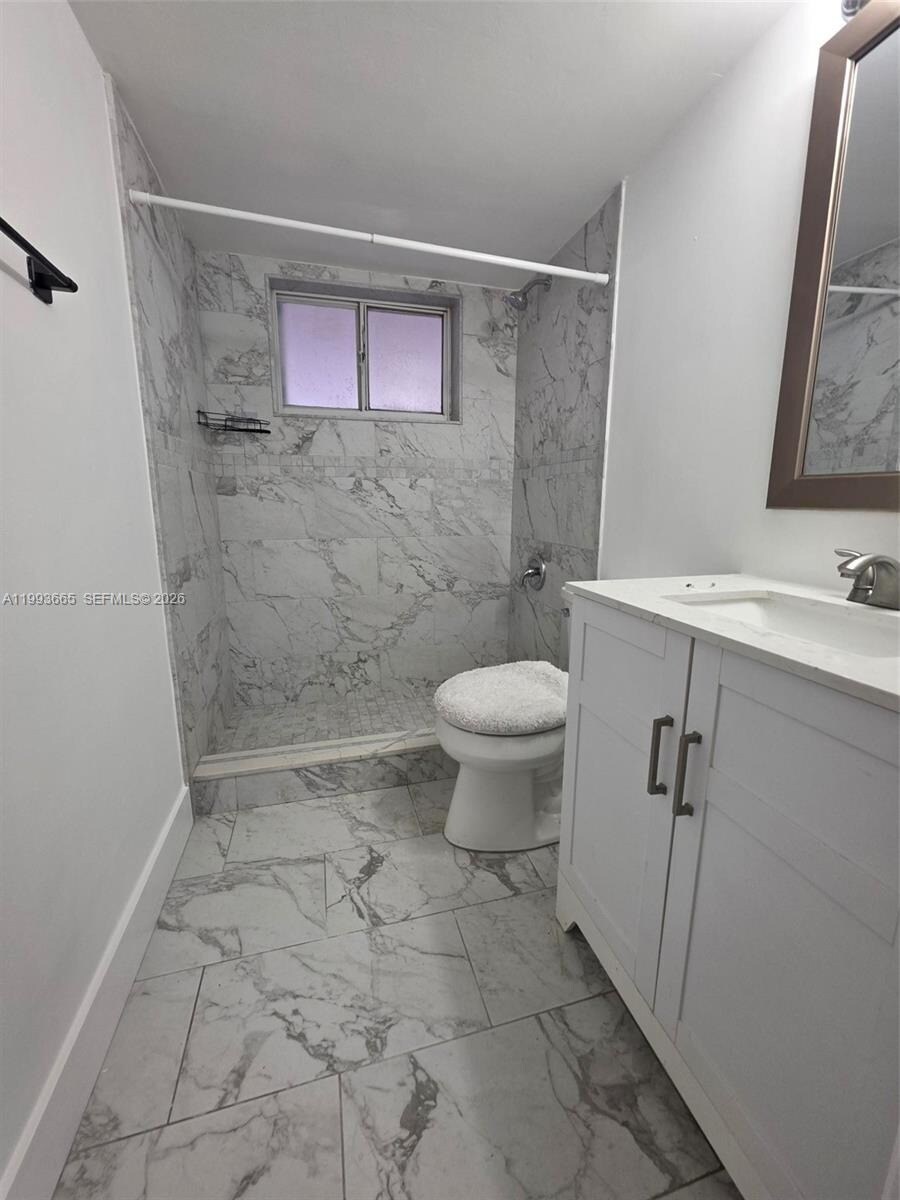 Building Photo - 7971 SW 152nd Ave