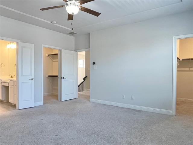 Building Photo - 2257 Washington Dr