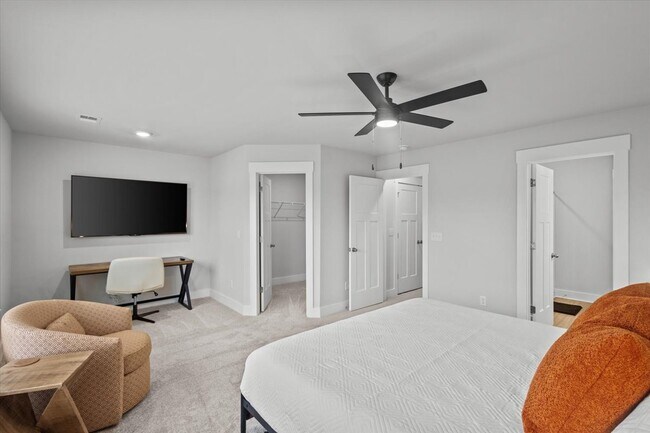 Building Photo - 300 Marston Ln
