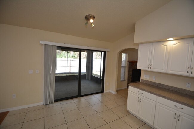 Building Photo - 31 Port Royal Dr