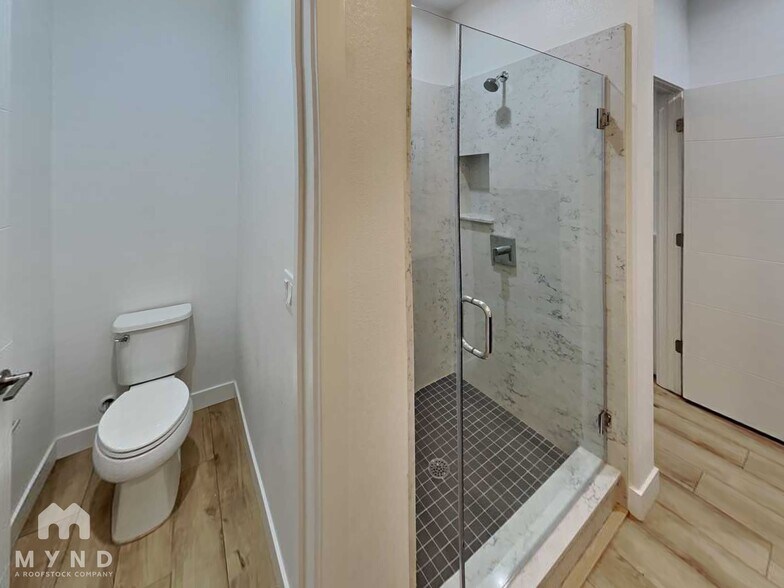 Building Photo - 3959 Wattling St